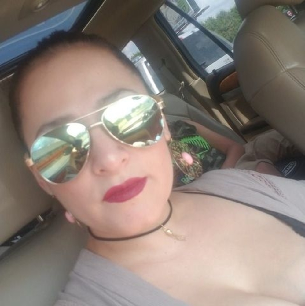 Meet your Posher, Edith